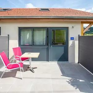 Appartement Domaine Des Ecuries - Meubles A, Talloires