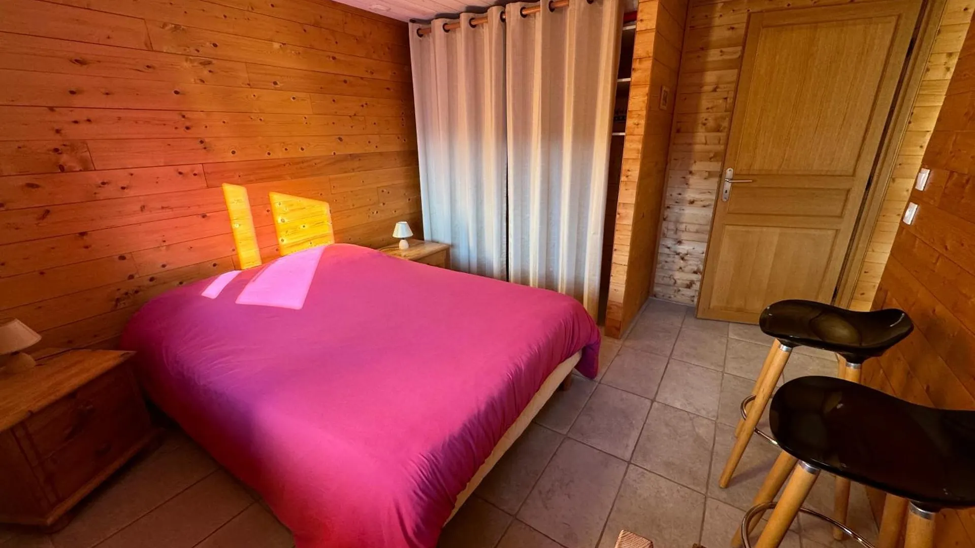 Les Rottes, Bas Ferme Proche Morillon Samoens Avec Spa Verchaix 法国