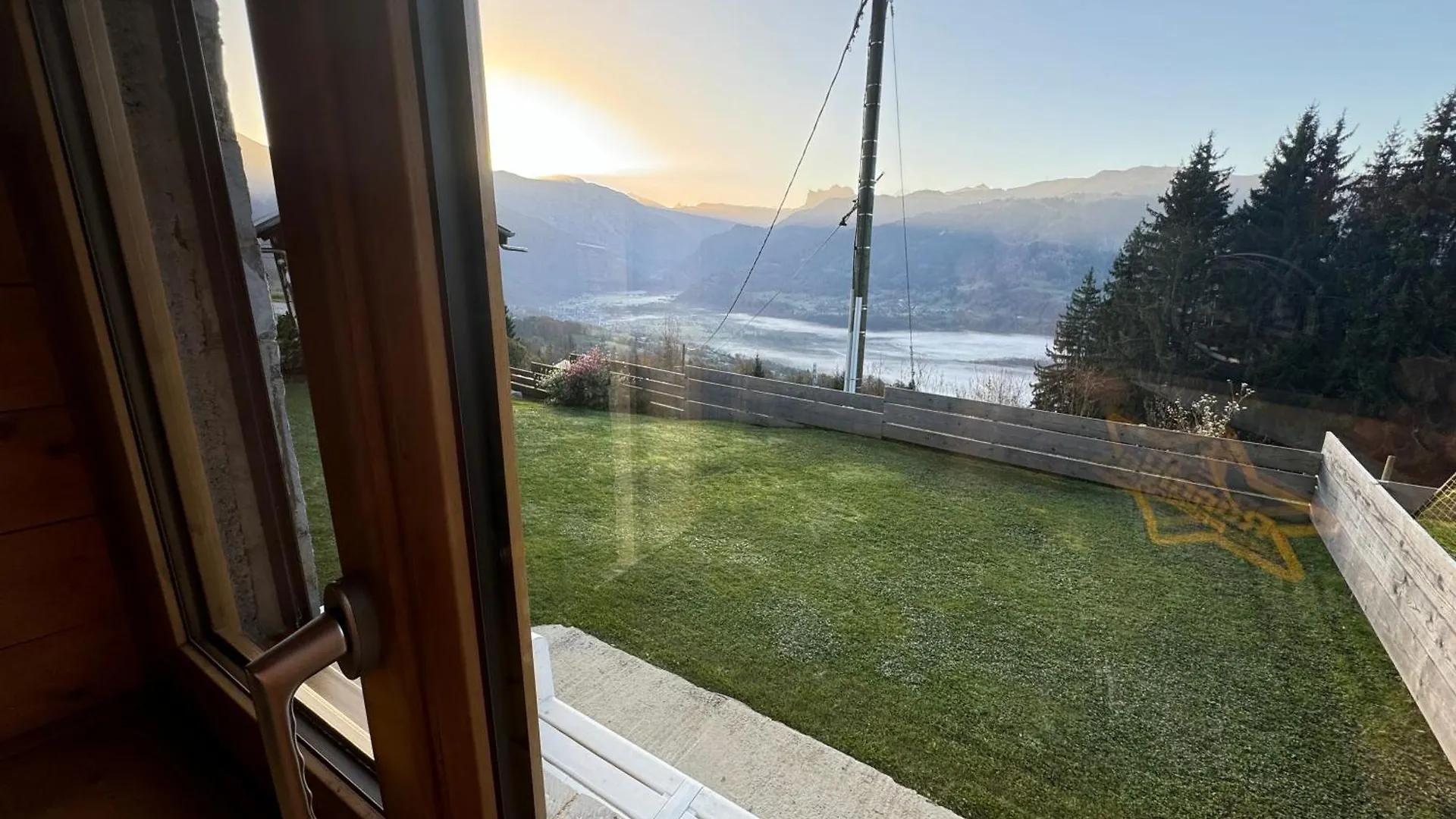 度假居 Les Rottes, Bas Ferme Proche Morillon Samoens Avec Spa Verchaix